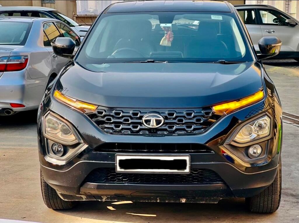 BLACK TATA HARRIER